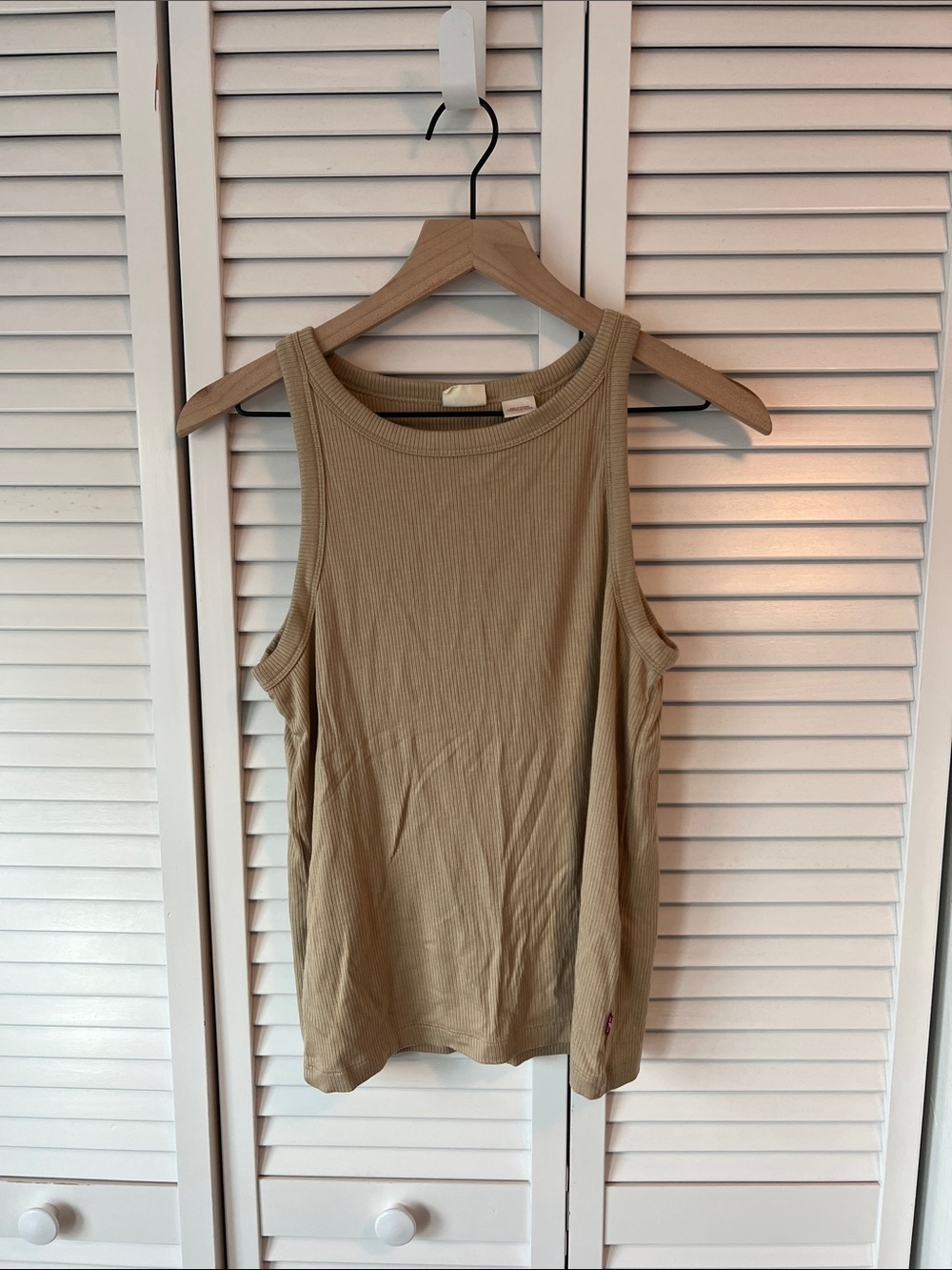 Levi’s Dreamy Tank in Beige SZ L